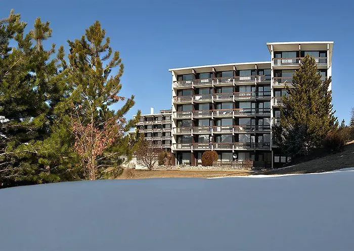 Pierre & Le Jandri 2*