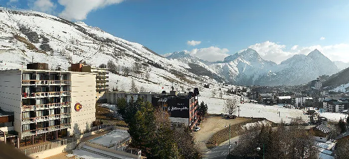 Pierre & Le Jandri Ле дез Альп