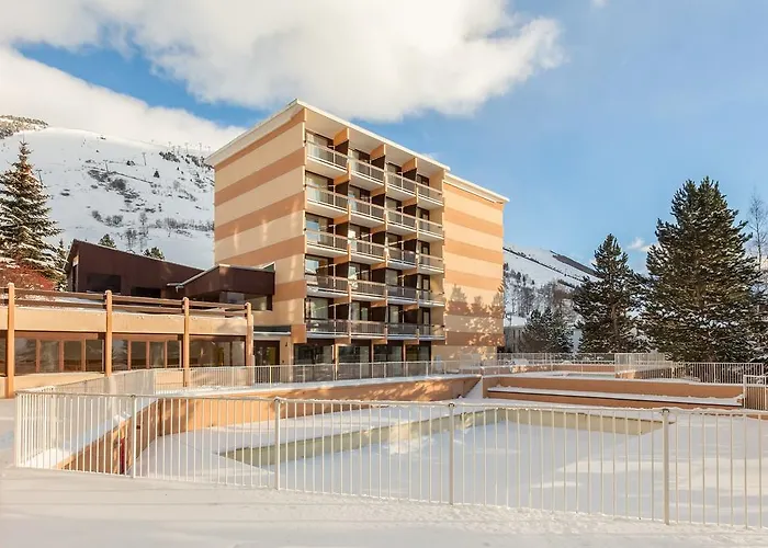 Pierre & Le Jandri 2* Ле дез Альп